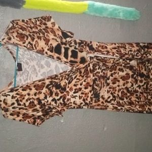 A 2X Sheila Rose animal print side tie dress. NWOT!!